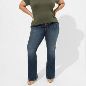 20 - Torrid | Luxe Slim Boot Jean - Super Stretch Medium Wash